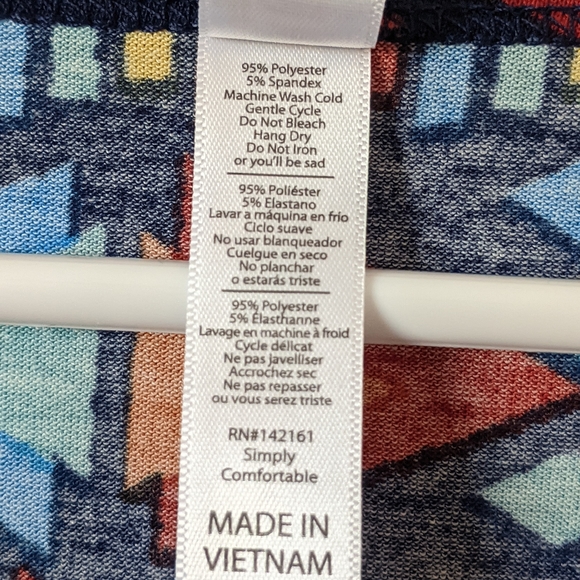 New LuLaRoe Lynnae L (14-16) - Picture 5 of 6